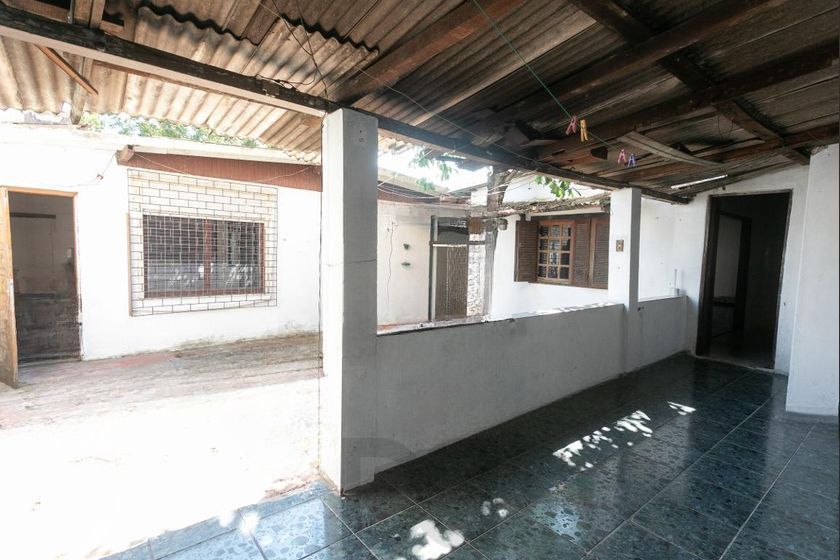 Casa com 3 dormitórios e 2 vagas no Bairro Parque dos Maias — foto 13
