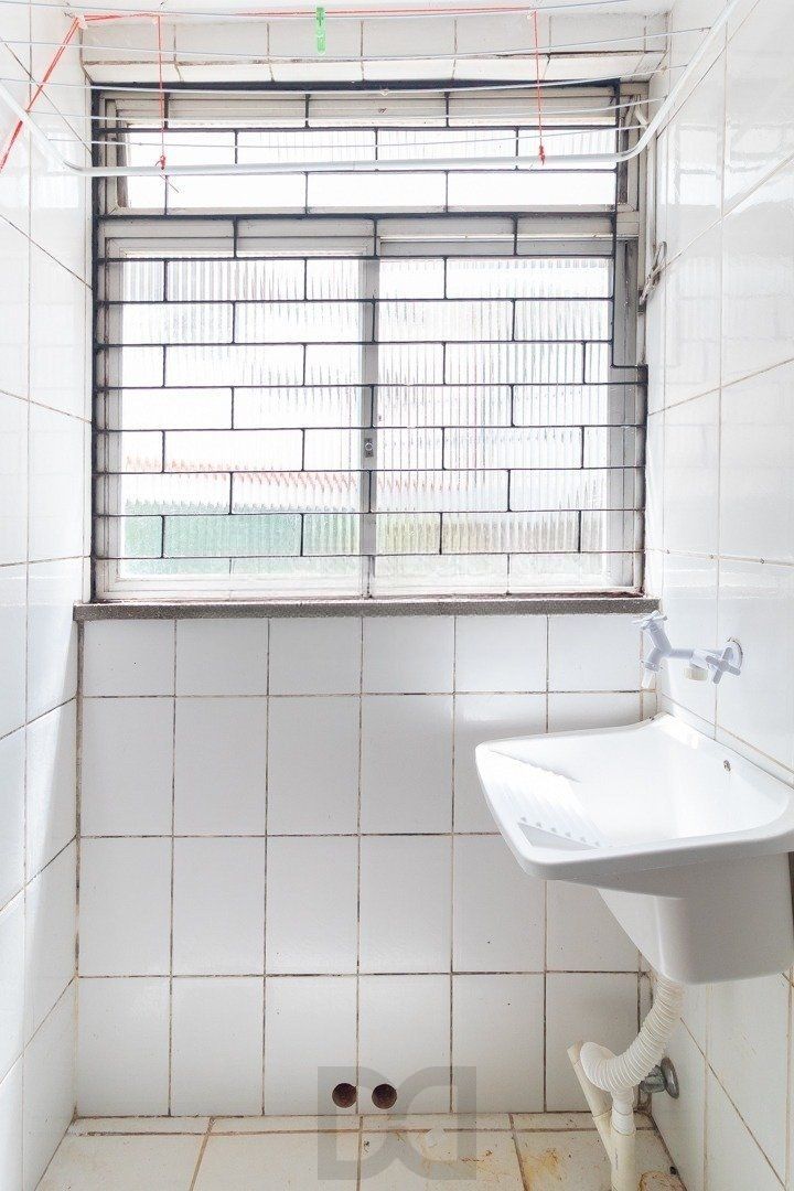 Apartamento térreo de 2 dormitórios e 1 vaga no bairro Nonoai — foto 29