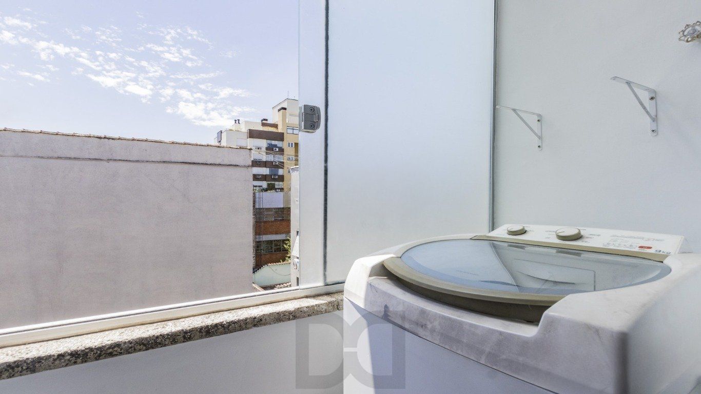 Apartamento de 1 dormitório no bairro Menino Deus em Porto Alegre. — foto 10