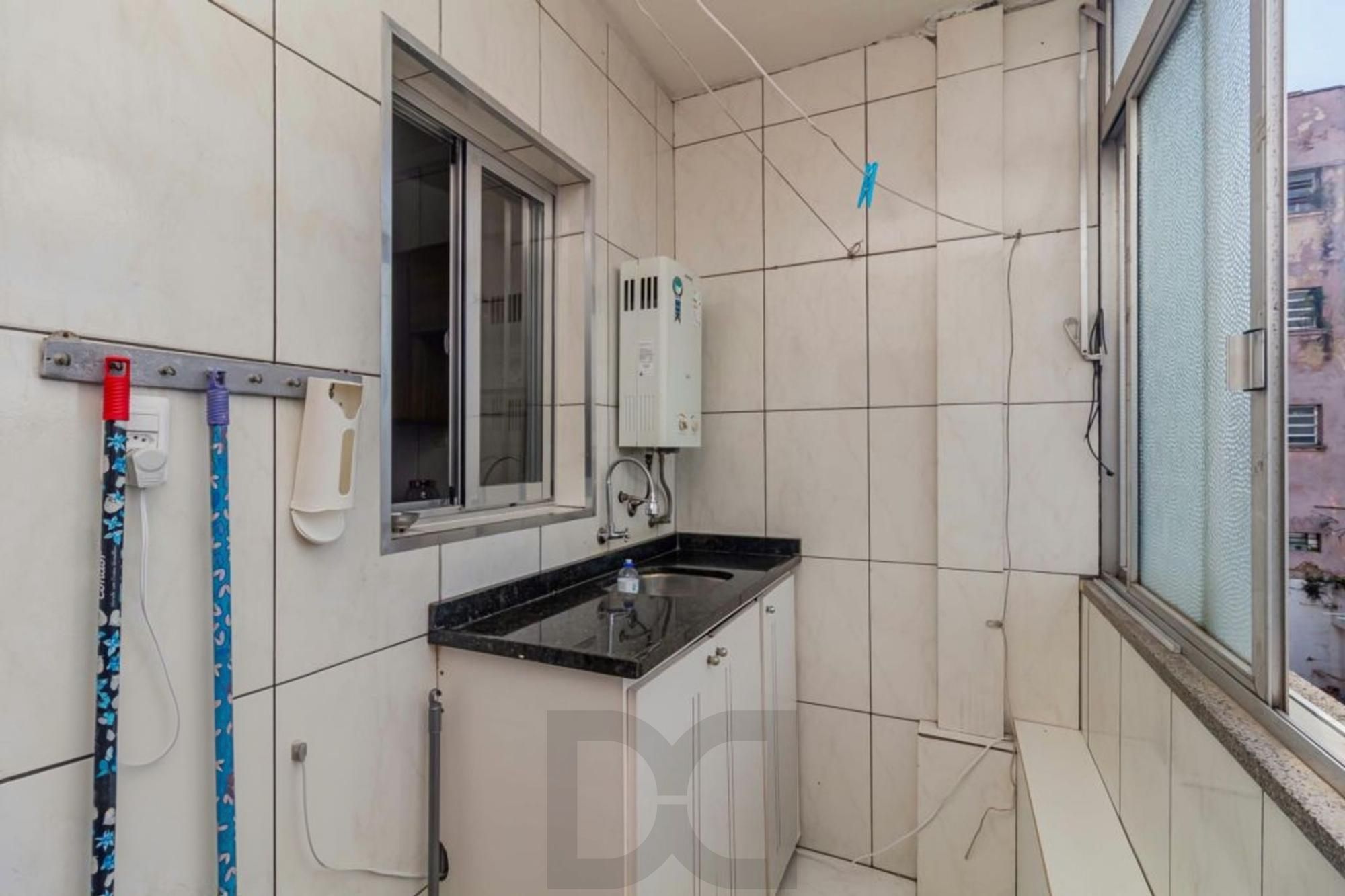Apartamento semi mobiliado de 2 quartos no bairro Passo da Areia — foto 12