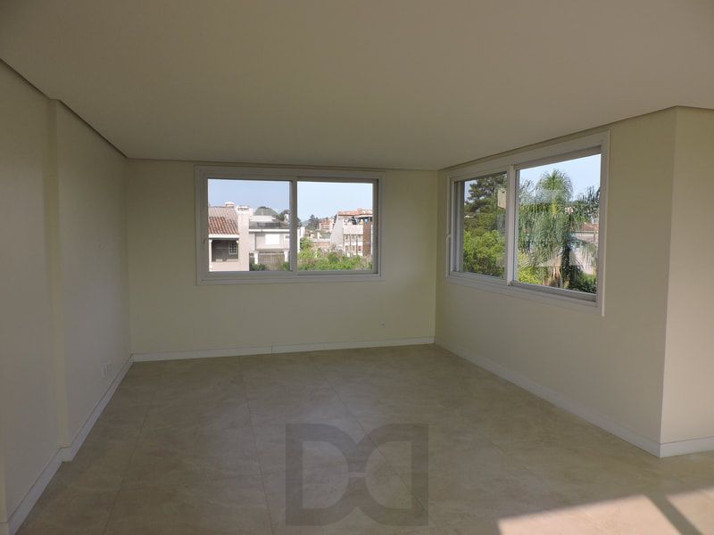 Casa nova de 600m² com 4 dormitórios e 3 vagas — foto 25