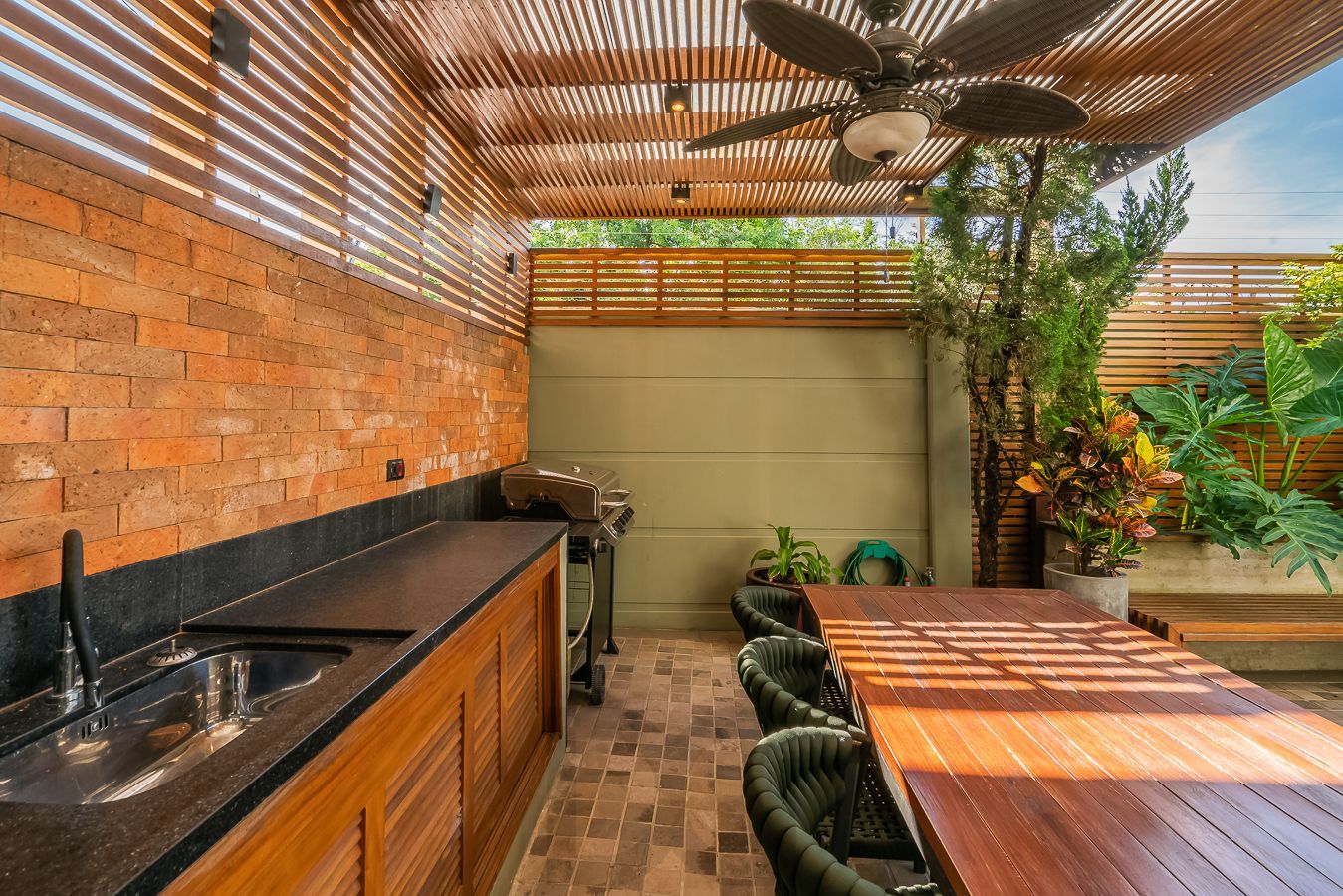 Casa em Condomínio com 4 quartos e 275m² à venda em Sarandi, Porto Alegre. — foto 32