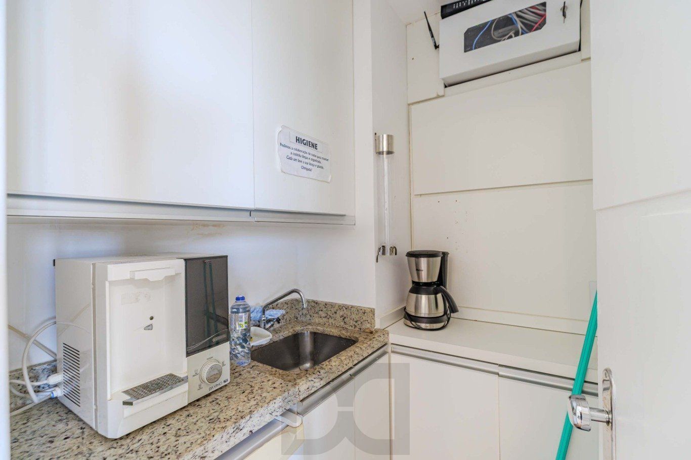 Sala comercial, 2 vagas, elevador e restaurante no bairro Praia de Belas — foto 22