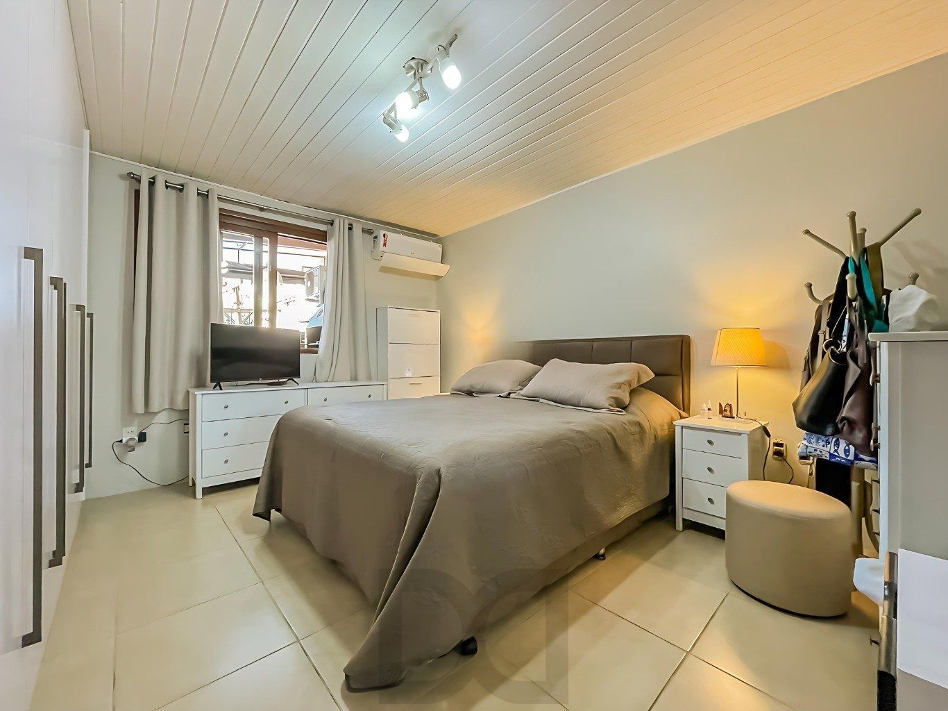 Apartamento Garden de dormitórios no Bairro Floresta Porto Alegre. — foto 14