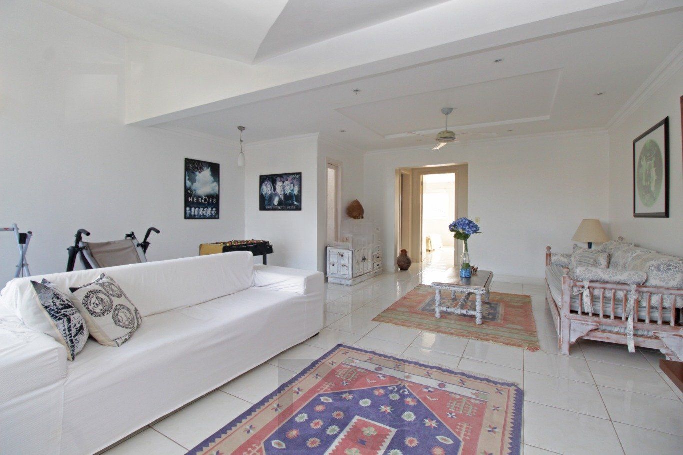 Casa com 4 dormitórios, pátio e piscina no Bairro Jardim Itu — foto 16