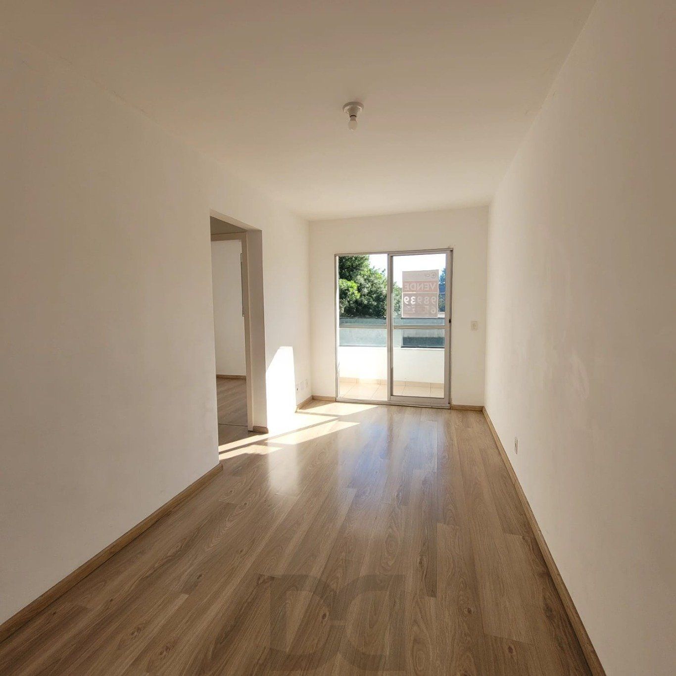 Apartamento de 3 quartos, sacada, 1 vaga no bairro Jardim Planalto. — foto 4