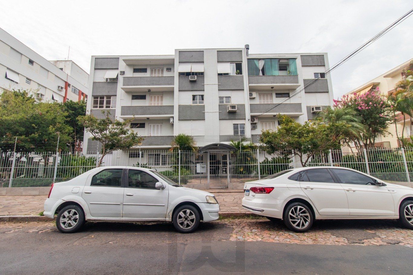 Apartamento 2 Quartos com Suíte e Pátio no Menino Deus — foto 31