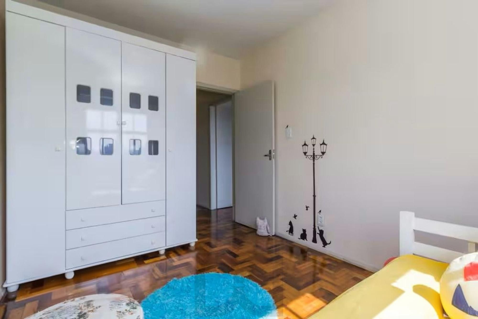 Apartamento 2 Dormitórios com Elevador à Venda na Azenha – Porto Alegre — foto 10