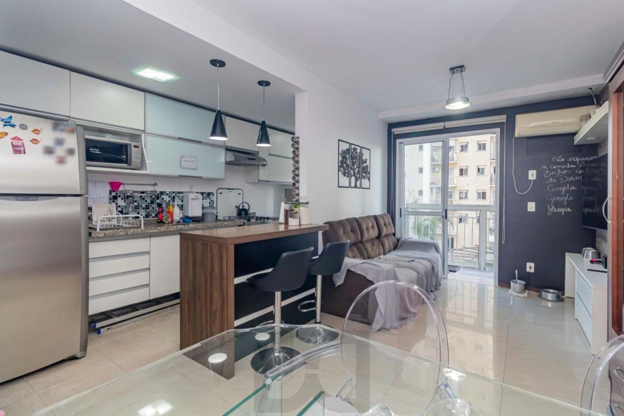Apartamento 3 Dormitórios com Sacada e Vaga no Jardim Carvalho — foto 1
