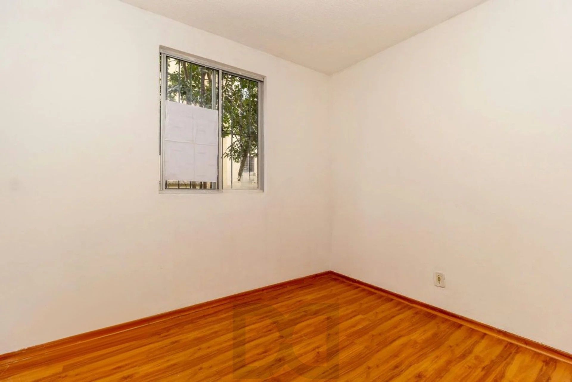 Apartamento com 2 quartos, vaga e portaria 24 hrs no bairro Rubem Berta — foto 2
