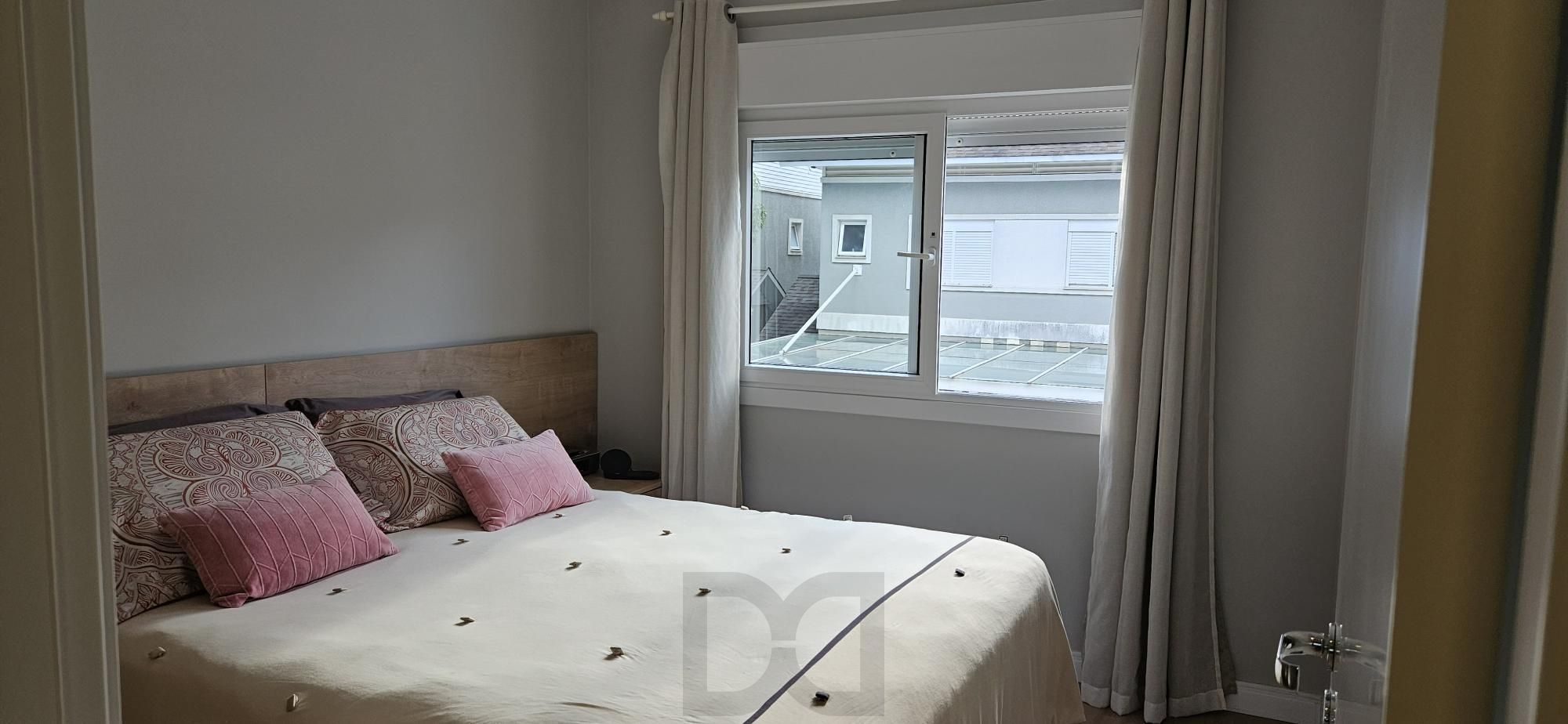 Casa em Condomínio com 3 quartos, 3 suítes, 2 vagas e 195m² no Jardim Carvalho. — foto 28
