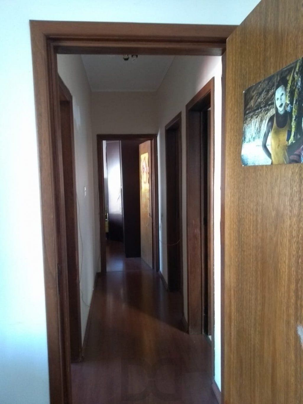 Apartamento de 2 dormitórios, sacada e churrasqueira no bairro Menino Deus — foto 10