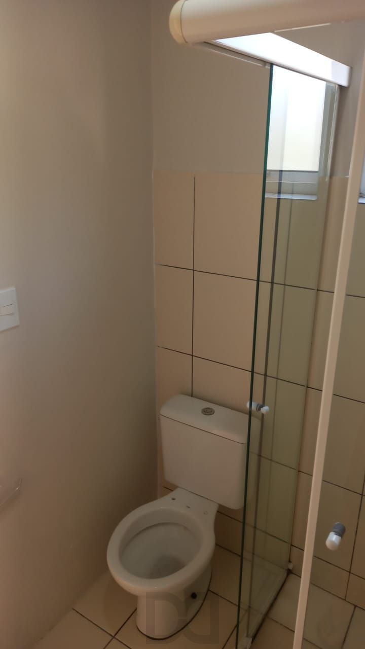 Apartamento de 2 quartos, 1 vaga de garagem no bairro Glória em Porto Alegre. — foto 9