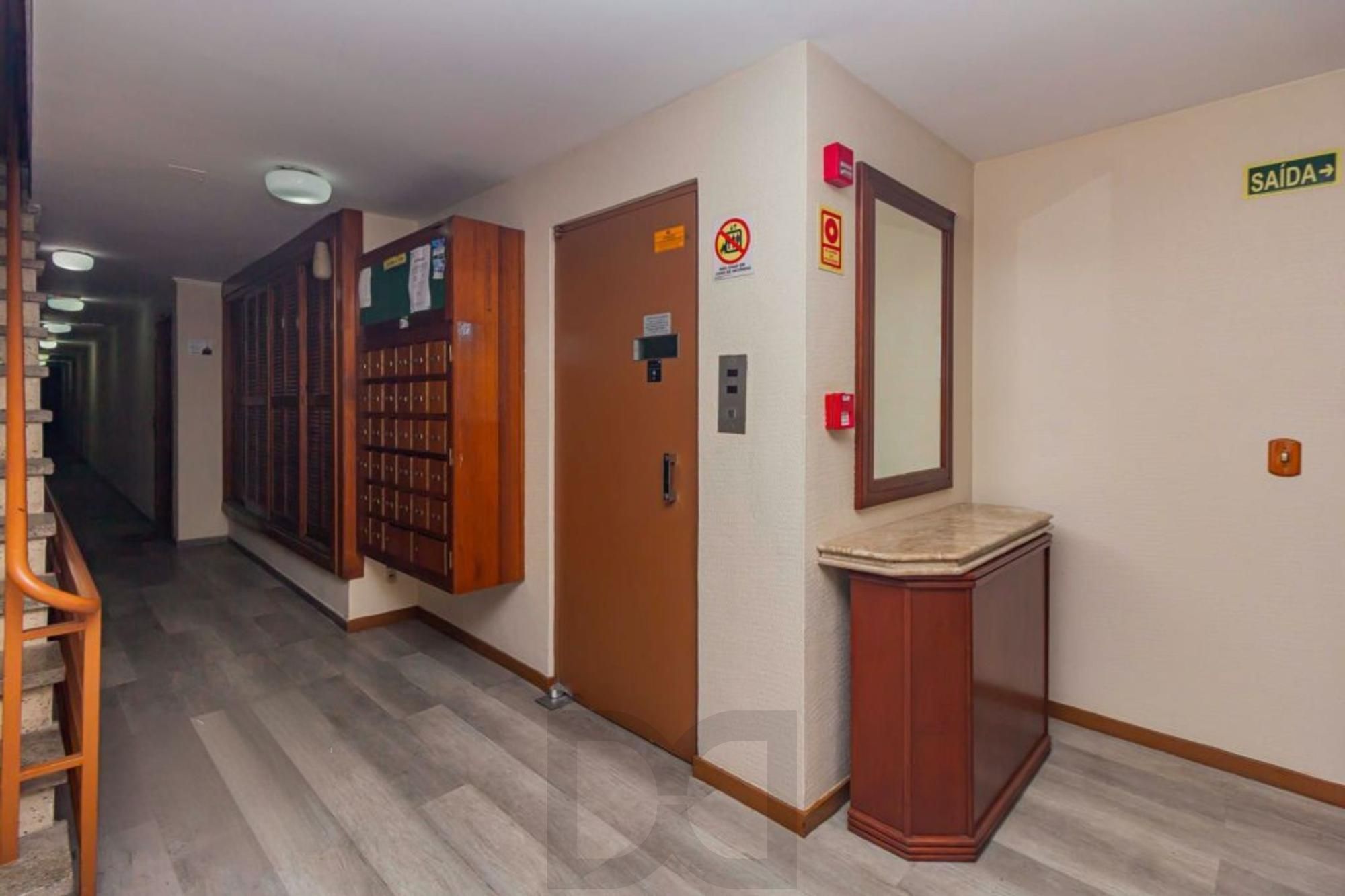 Apartamento 3 quartos, 1 suíte, 2 vagas no Petrópolis. — foto 23