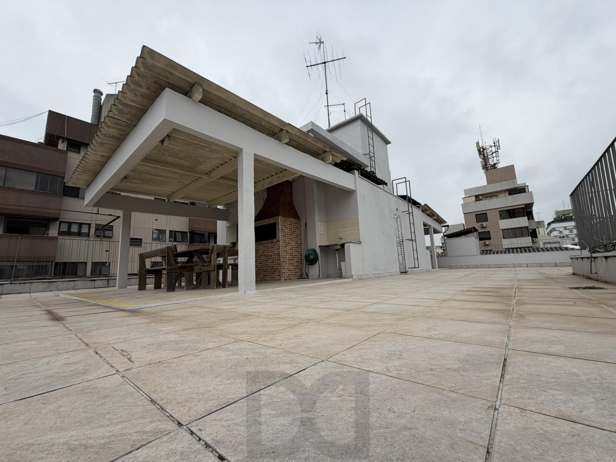 Apartamento 1 dormitório na rua Irmão José Otão, Independência — foto 31