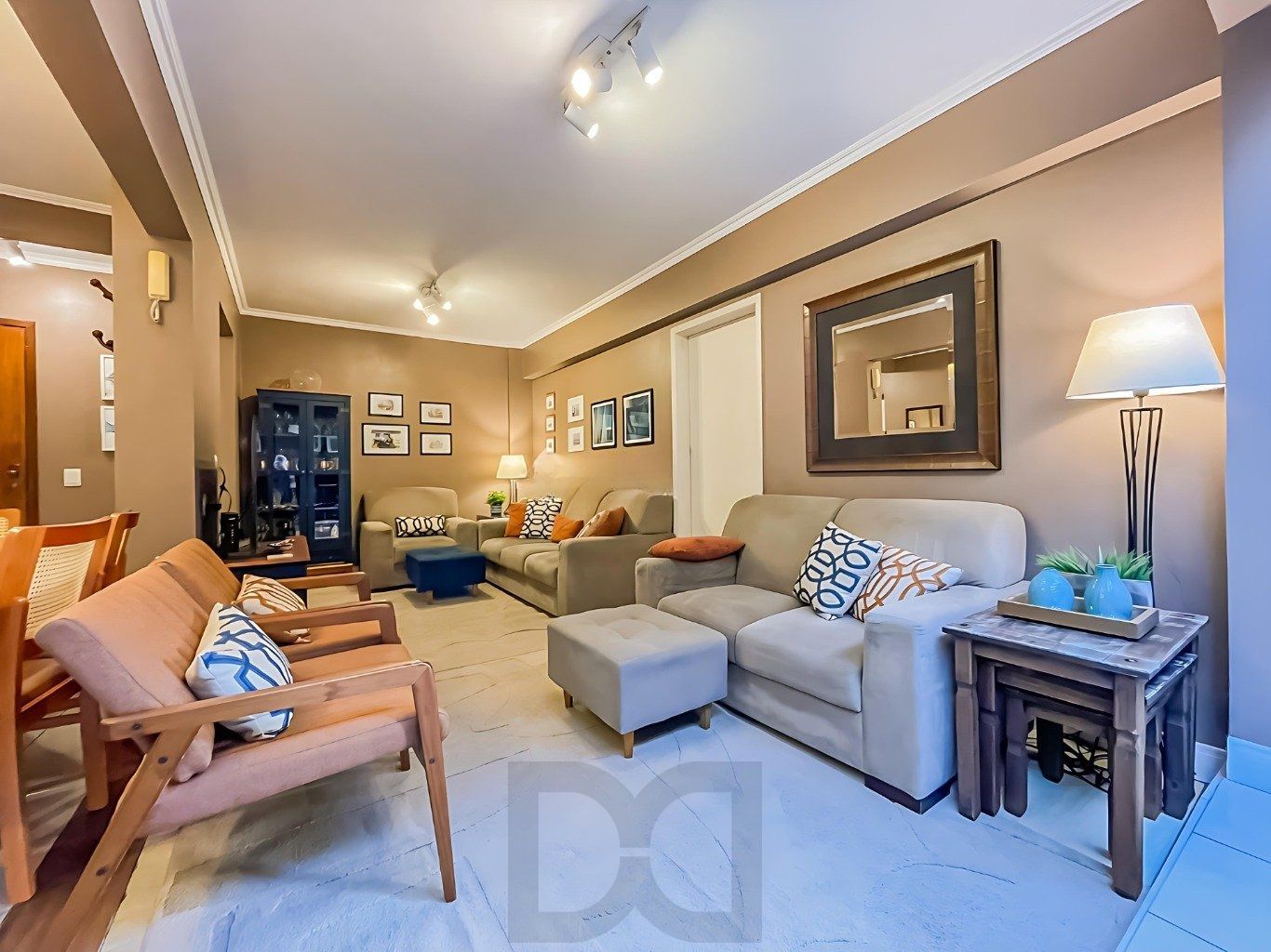 Apartamento Garden de dormitórios no Bairro Floresta Porto Alegre. — foto 1