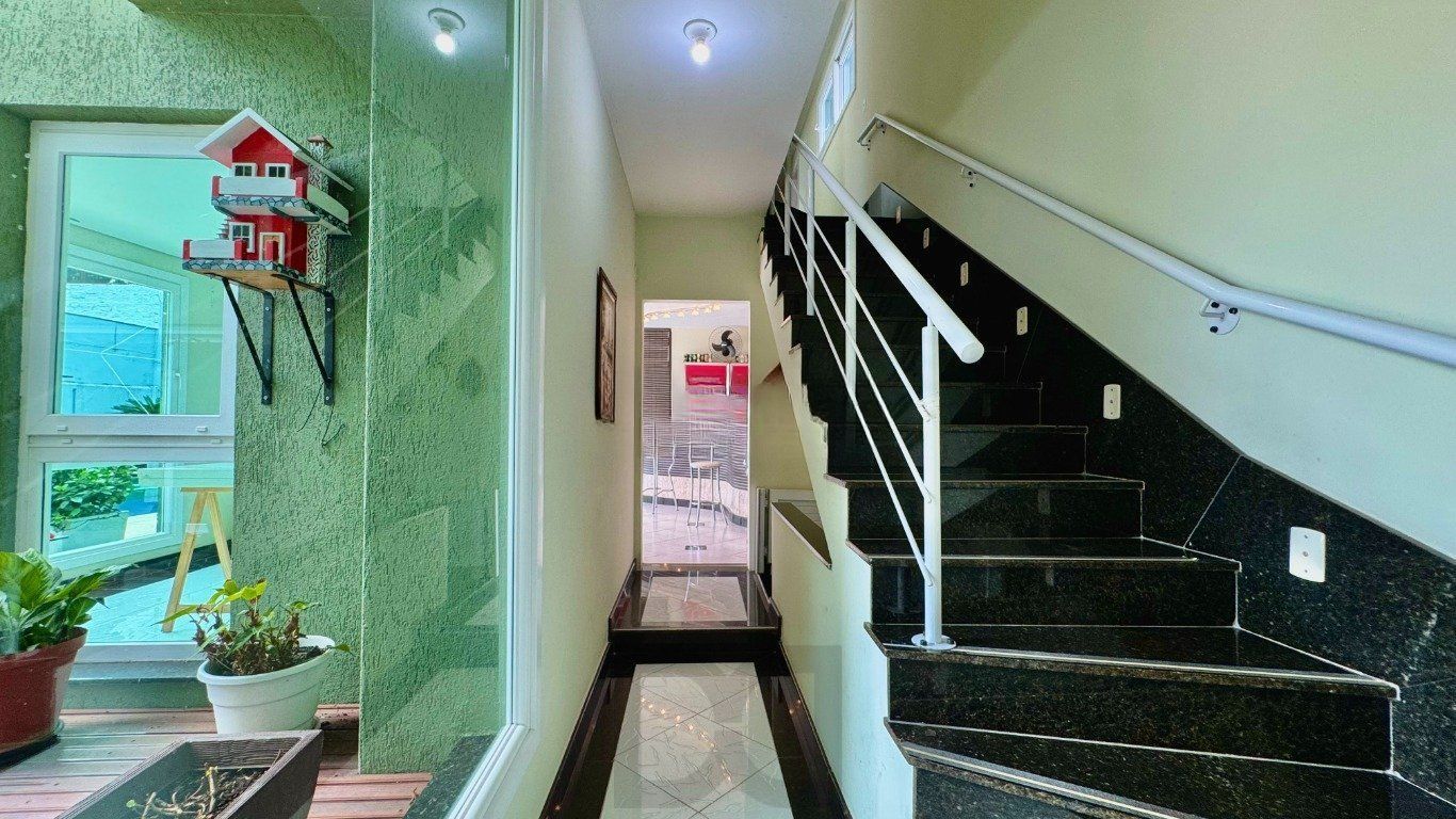 Casa com 4 Quartos, 3 suítes, 4 vagas e 600 m² privativos no Jardim Lindóia. — foto 30