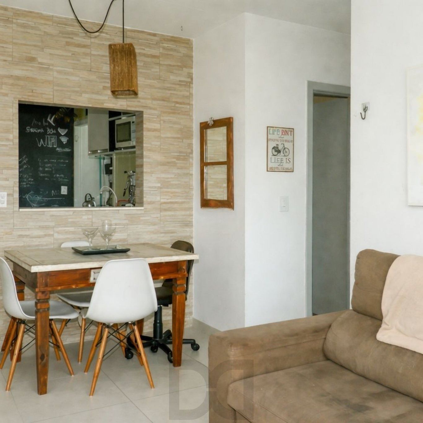 Apartamento de 2 quartos no bairro Jardim Carvalho Porto Alegre. — foto 3