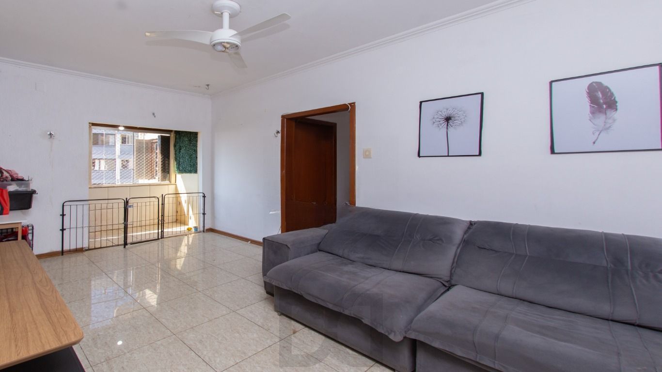 Apartamento à venda com 3 quartos e com sacada no bairro Partenon — foto 2