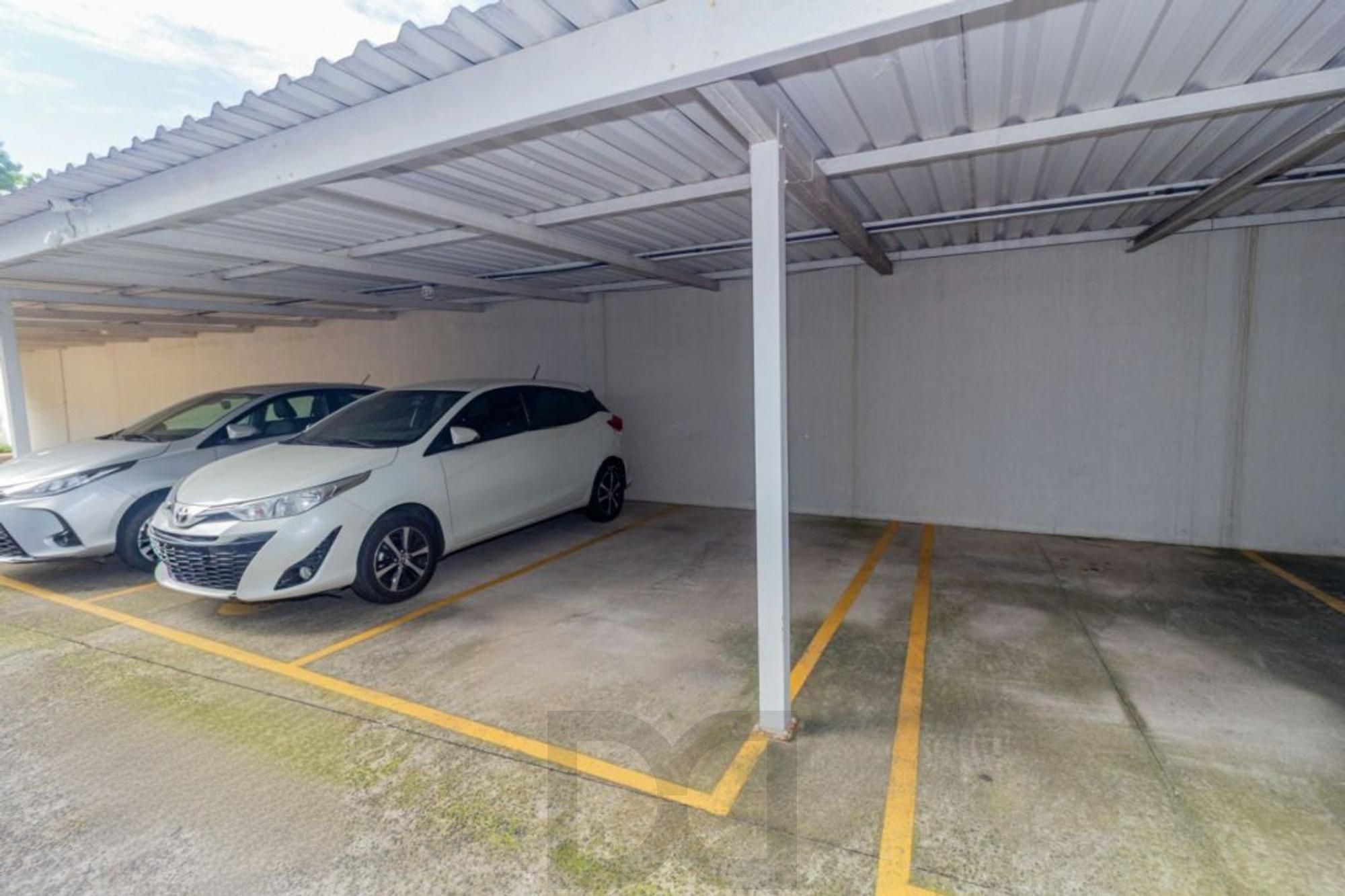 Apartamento 2 Dormitórios com Elevador e 2 Vagas à Venda no Jardim Botânico — foto 30