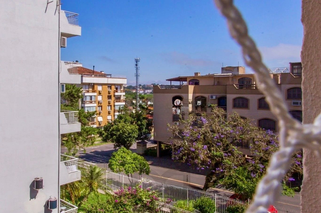 Apartamento no último andar com 1 dormitório 46m2 Bairro Cristal BarraShopping — foto 7