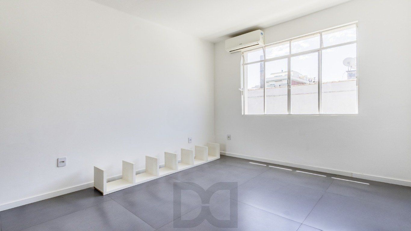 Apartamento de 1 dormitório no bairro Menino Deus em Porto Alegre. — foto 28