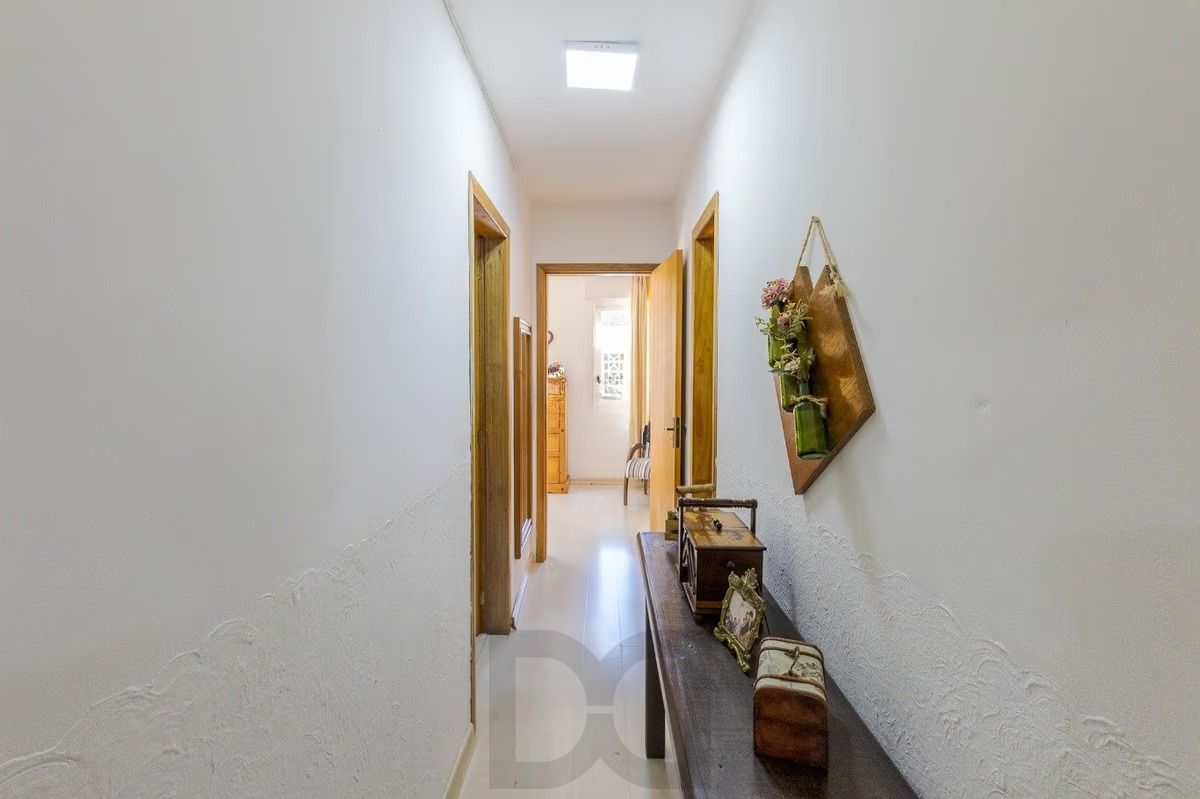Apartamento Amplo no Rio Branco com 3 Dormitórios Próximo à UFRGS — foto 10