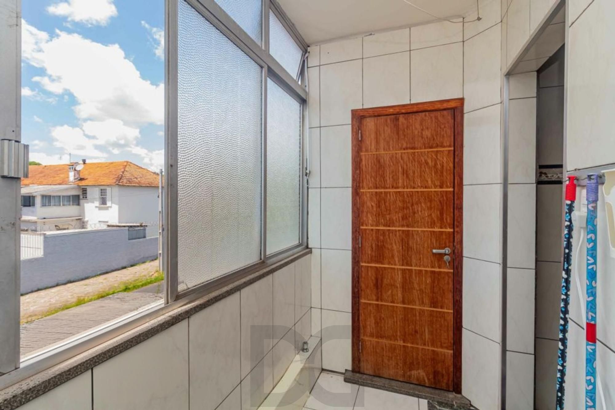 Apartamento semi mobiliado de 2 quartos no bairro Passo da Areia — foto 14