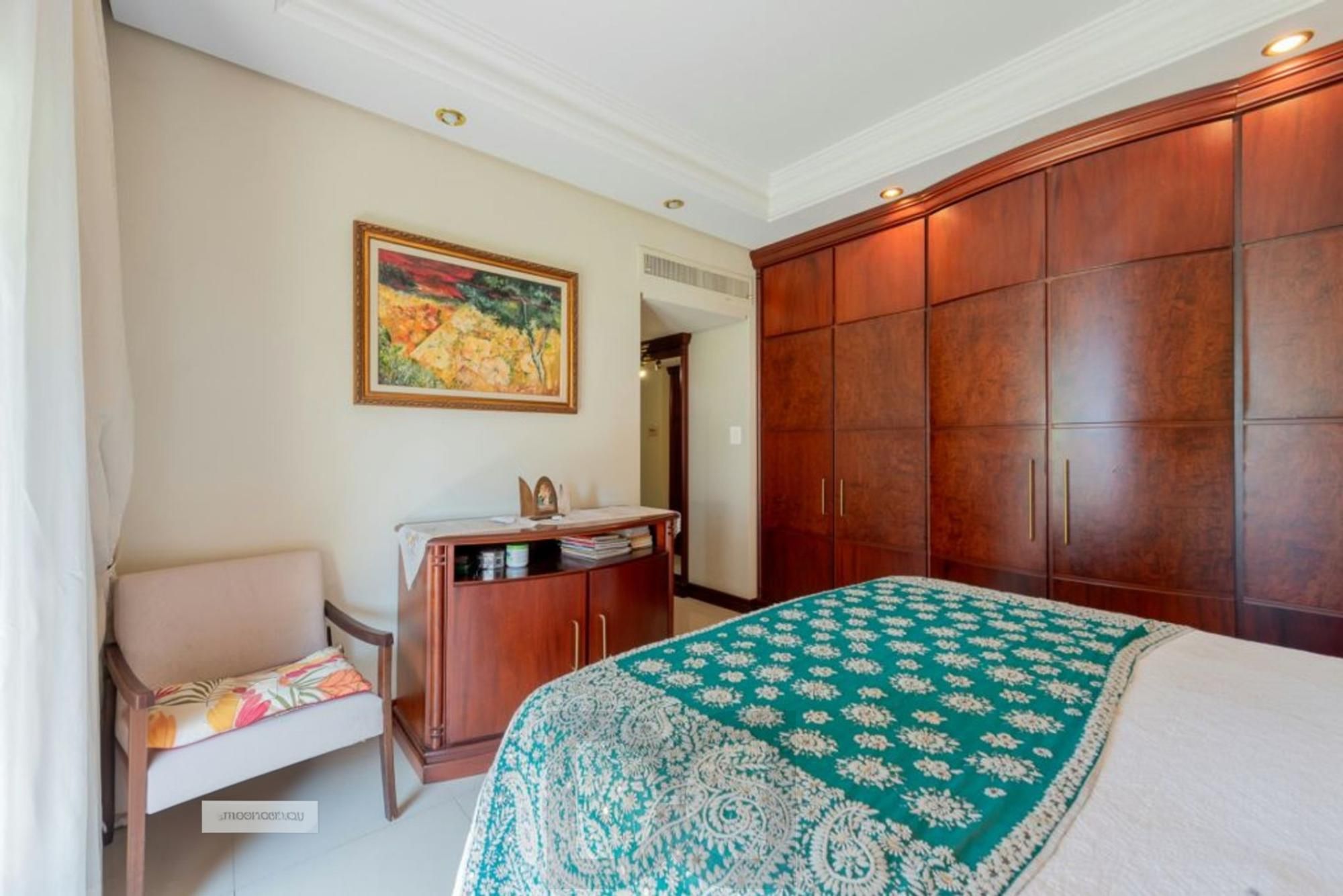 Apartamento de 4 dormitórios, 2 suítes, 2 vagas e elevador na Castro Alves. — foto 30