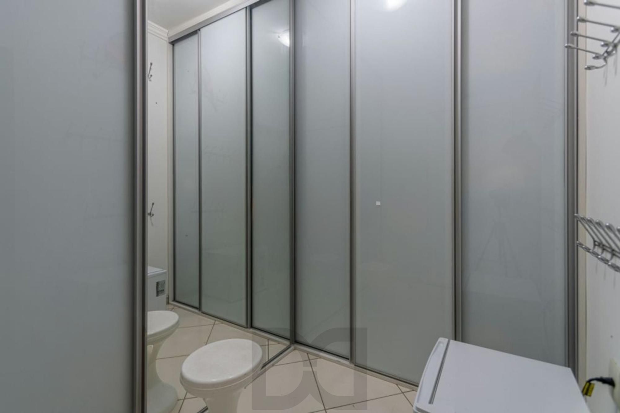 Casa com 4 quartos,1 Suite, 2 vagas e 450m² à venda em Sarandi. — foto 31