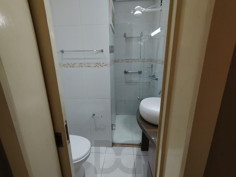 Apartamento 2 dormitórios, 1 vaga, churrasqueira e elevador no Cristo Redentor. — foto 22