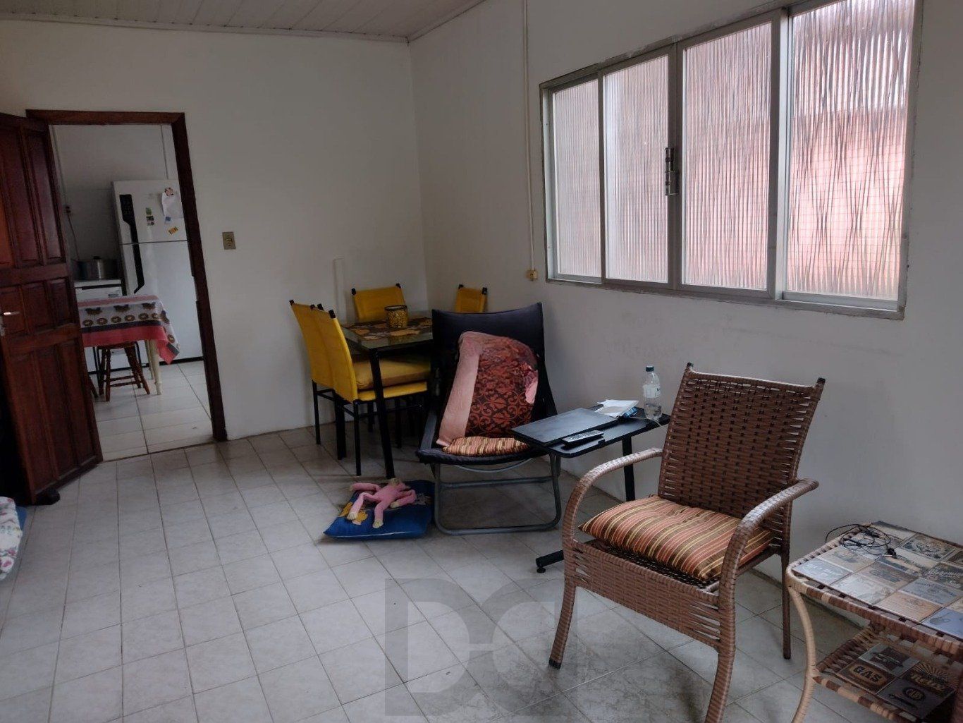 Casa com 3 quartos, 1 vaga de garagem e patio no bairro Jardim Itu — foto 3