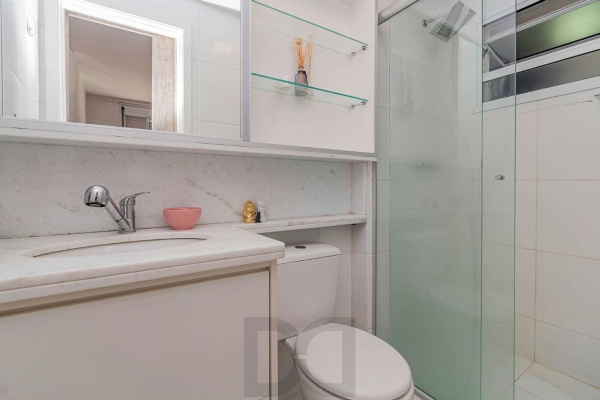 Apartamento com 3 quartos, elevador, sacada e 1 vaga Sarandi. — foto 25