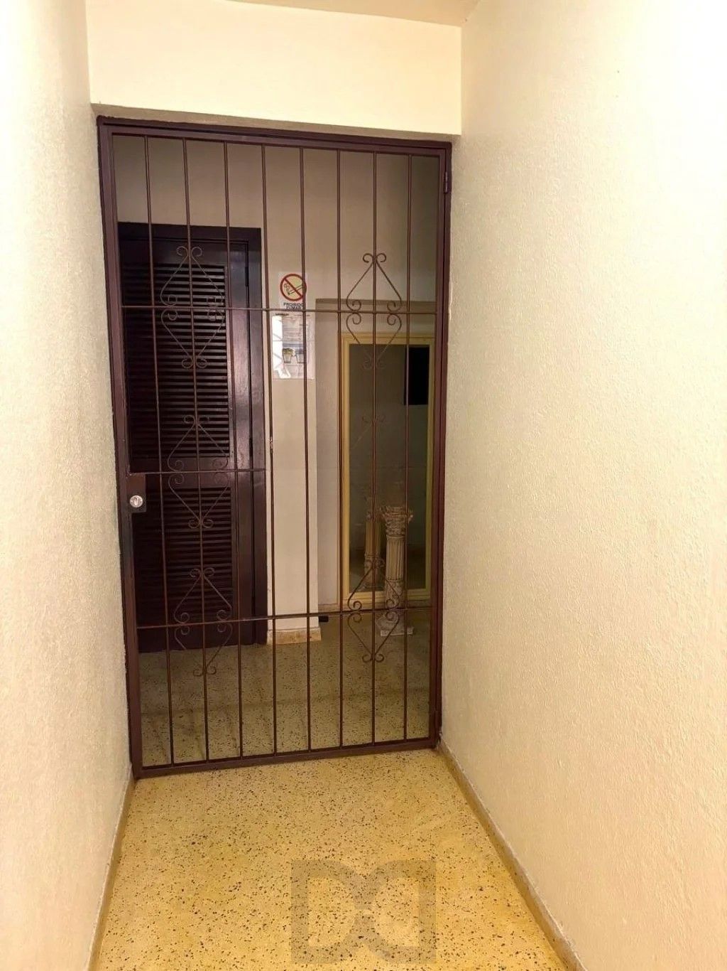 Apartamento com 1 quarto, mobiliado e sol da manha no bairro Morro Santana — foto 16