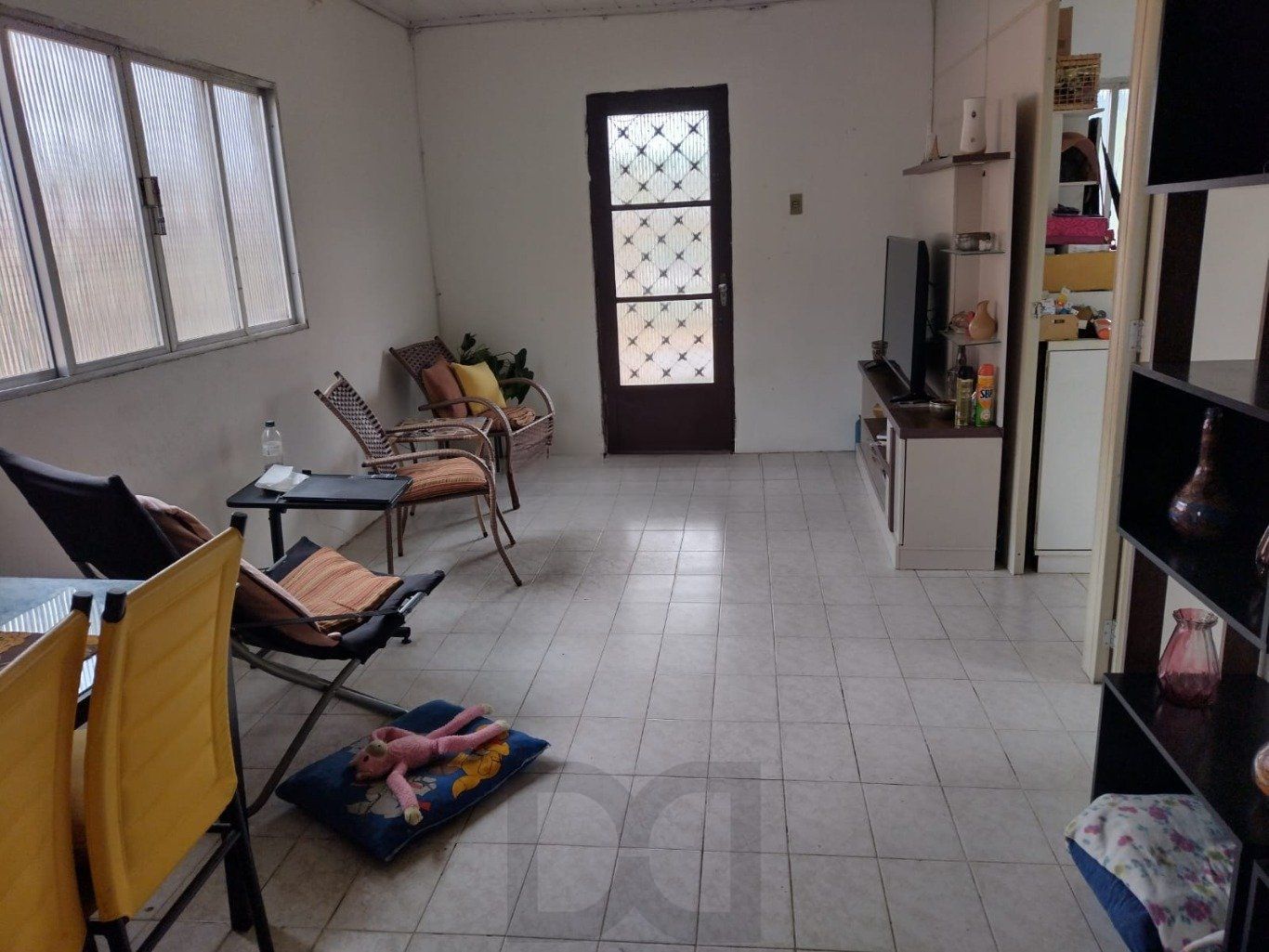 Casa com 3 quartos, 1 vaga de garagem e patio no bairro Jardim Itu — foto 2