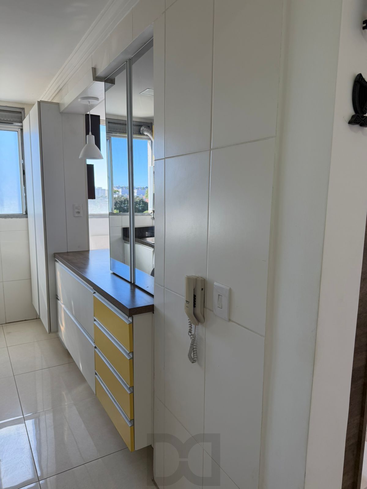 Apartamento 3 dormitórios com Suíte Semi Mobiliado com Vaga de Garagem — foto 13