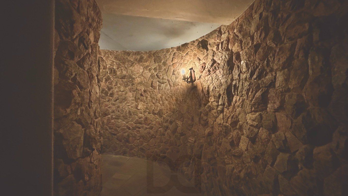 Casa com 4 Quartos, 3 suítes, 4 vagas e 600 m² privativos no Jardim Lindóia. — foto 60