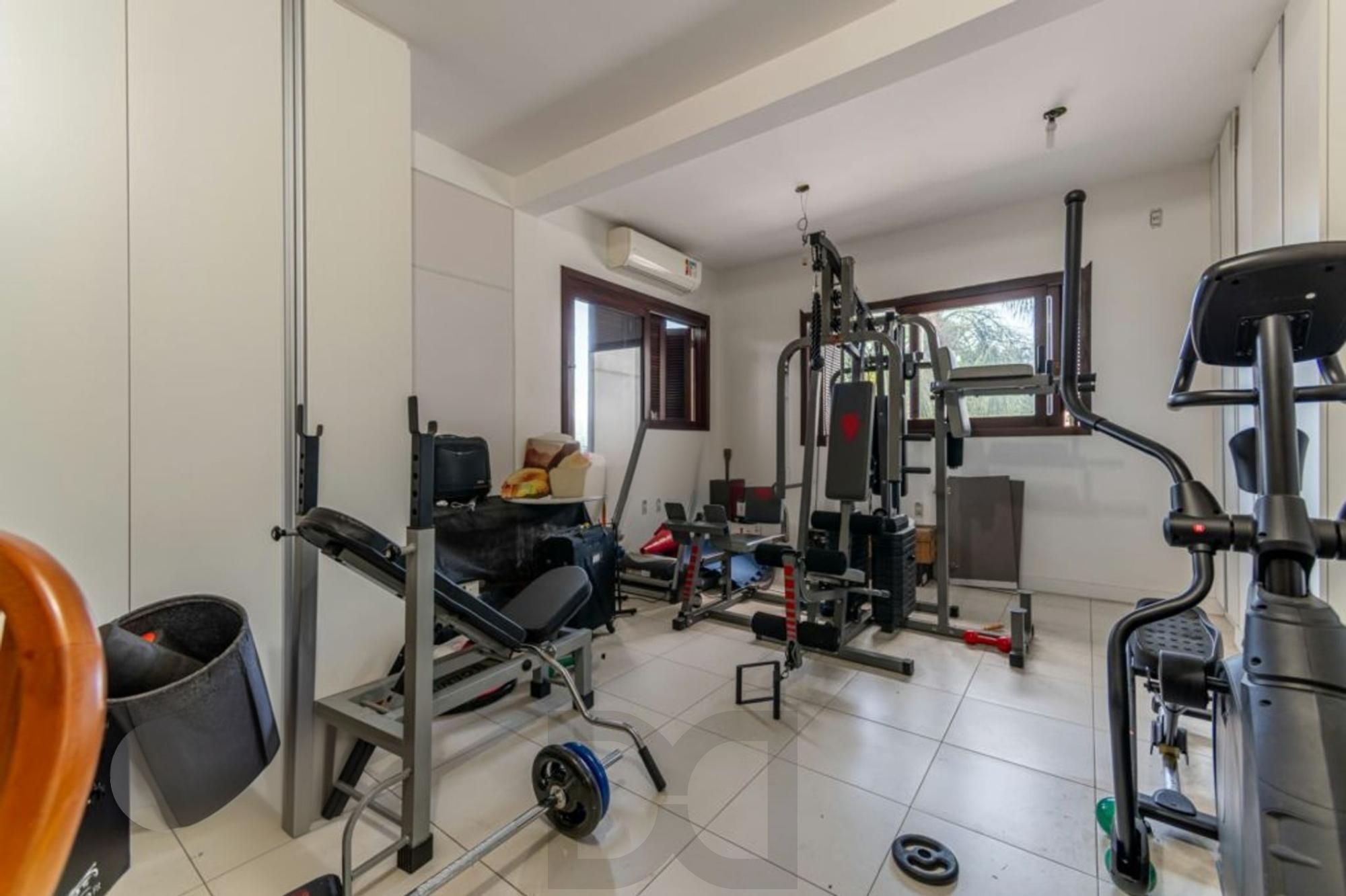 Casa com 4 quartos,1 Suite, 2 vagas e 450m² à venda em Sarandi. — foto 38