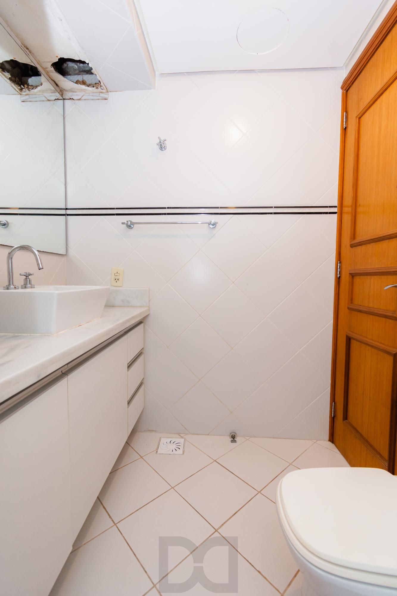 Apartamento 2 quartos, elevador e 1 vaga de garagem no Bairro Auxiliadora Poa. — foto 19