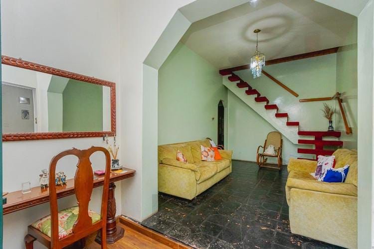 Casa com 6 quartos, 2 vagas e pátio no Bairro Higienópolis — foto 6