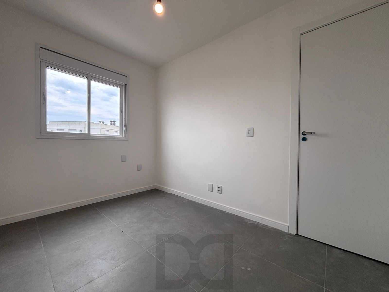 Apartamento de 2 quartos, suíte, elevador e 1vaga no bairro Jardim Sabará — foto 11