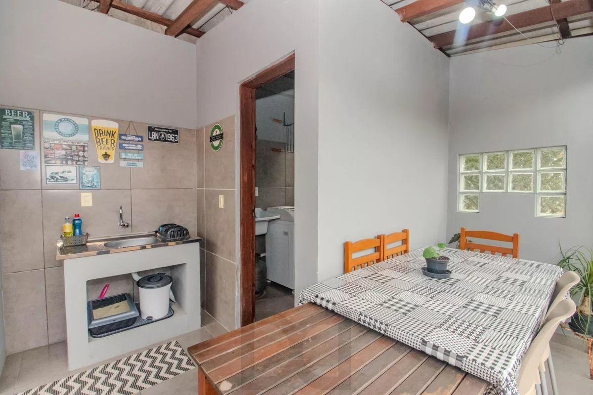 Casa com 1 quarto, churrasqueira e 4 vagas no bairro Sarandi — foto 22