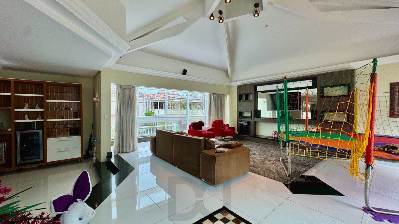 Casa com 4 Quartos, 3 suítes, 4 vagas e 600 m² privativos no Jardim Lindóia. — foto 8