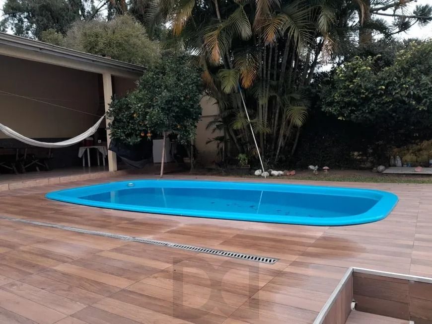 Casa com 3 Quartos e 3 banheiros à Venda, 387 m² — foto 27