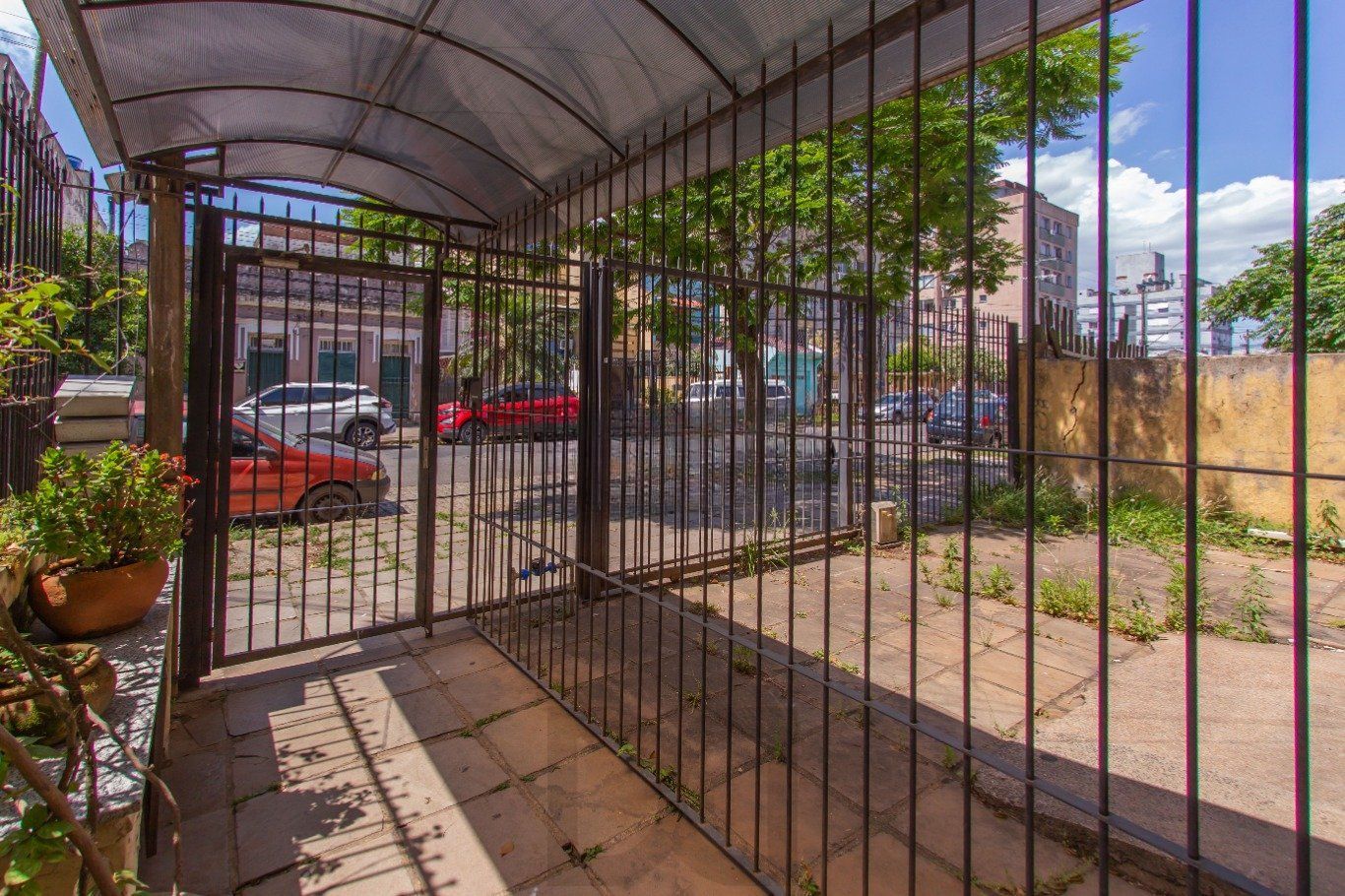 Apartamento garden, 3 dormitórios, 2 suítes, e 131m² privativos no Menino Deus. — foto 31