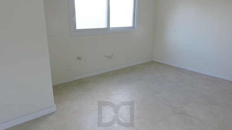 Casa nova de 600m² com 4 dormitórios e 3 vagas — foto 46