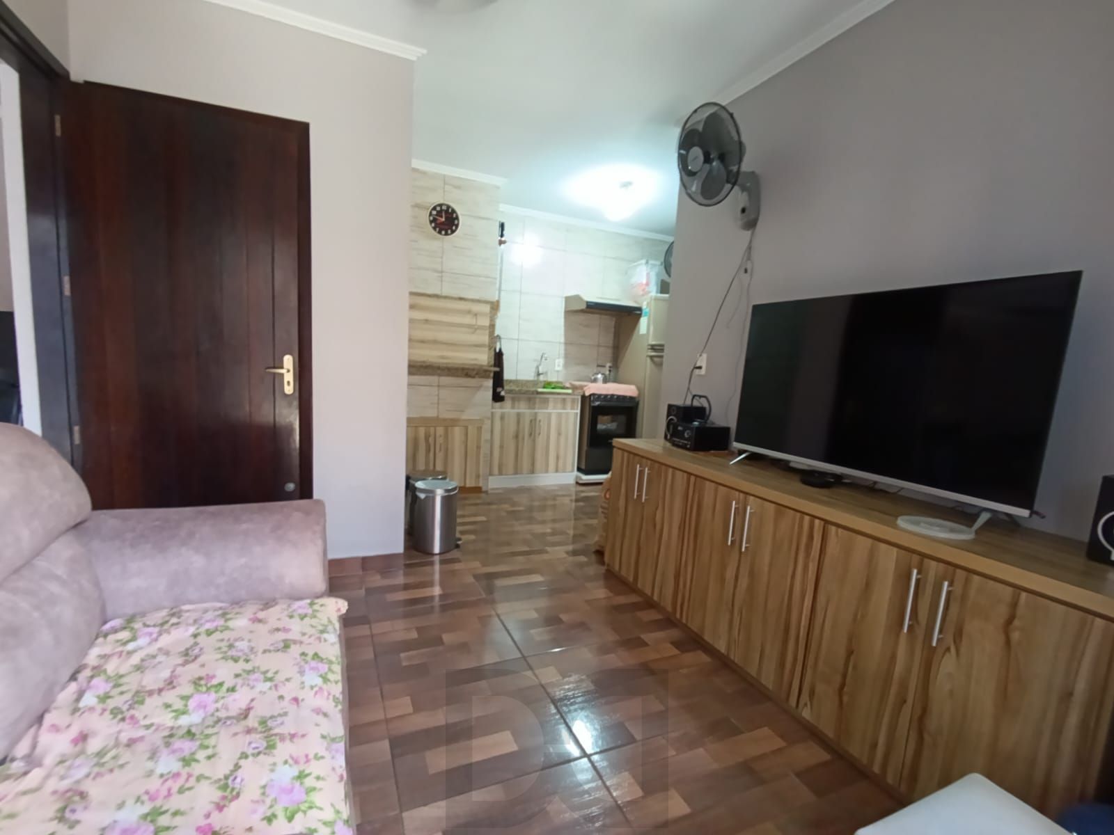Casa de 3 quartos,suíte,churrasqueira, 3 vagas no bairro Sarandi — foto 41