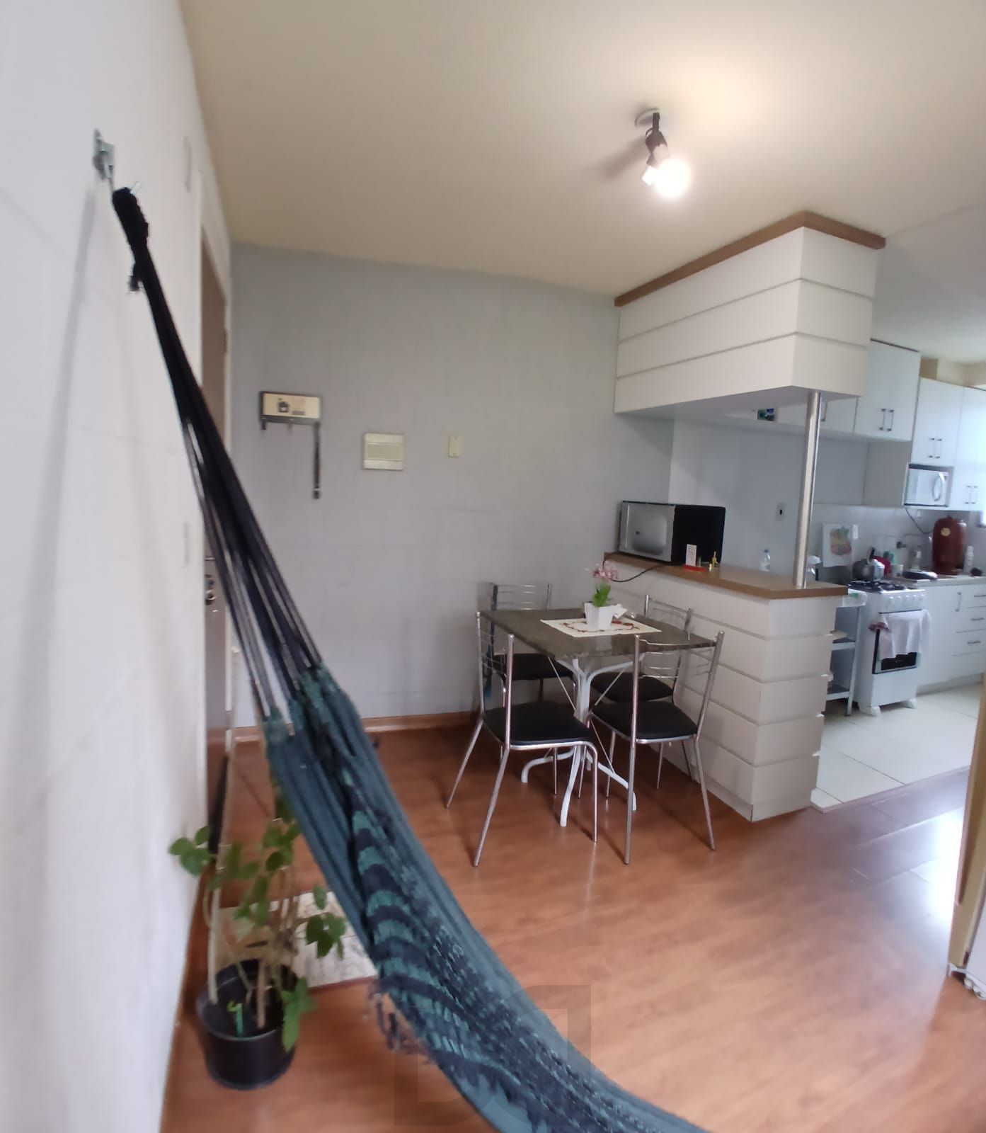 Apartamento de 2 quartos, 1 vaga no bairro Campo Novo — foto 3