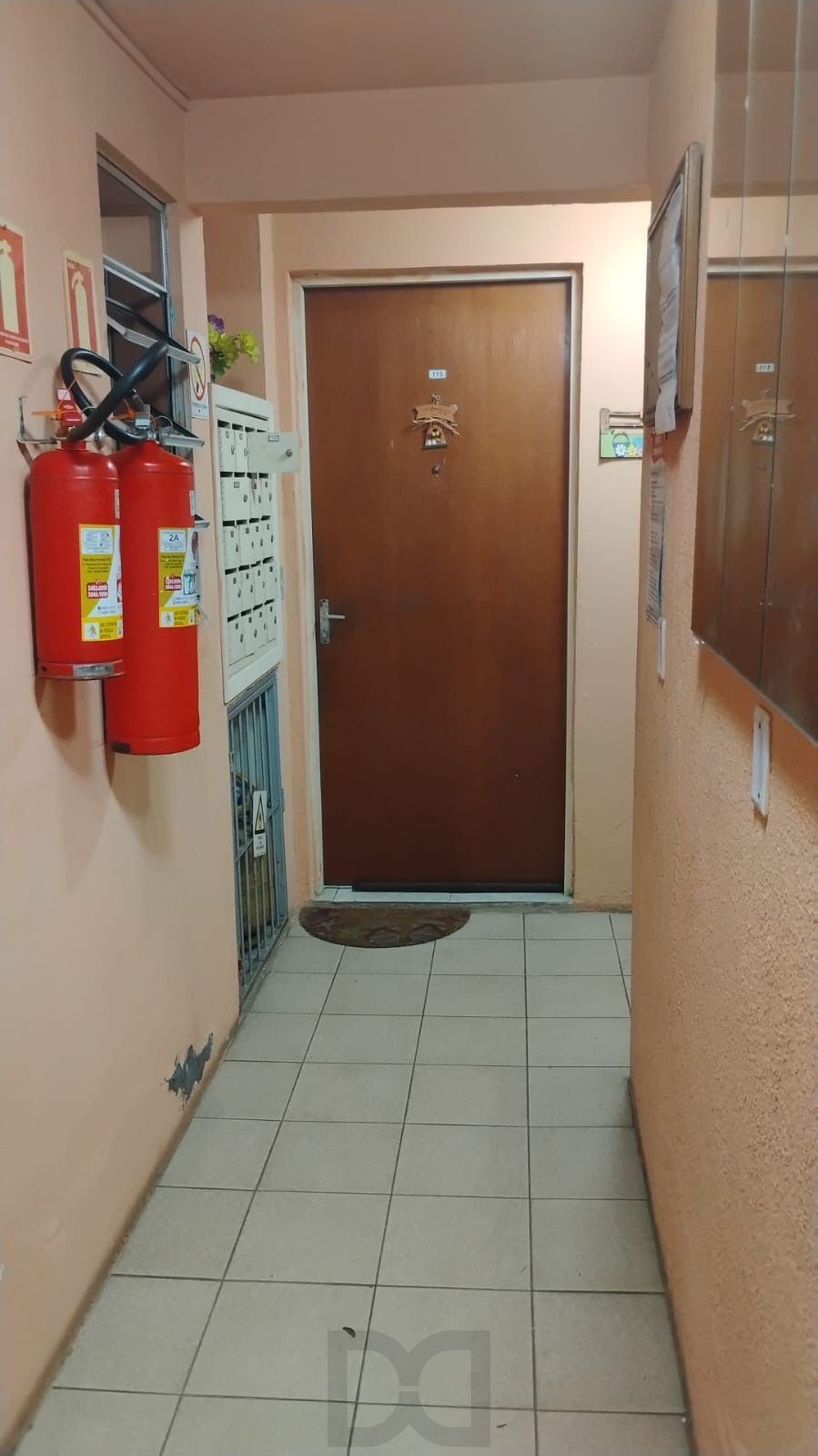 Apartamento térreo 2 dormitórios 1 vaga no Bairro Mário Quintana Porto Alegre — foto 5