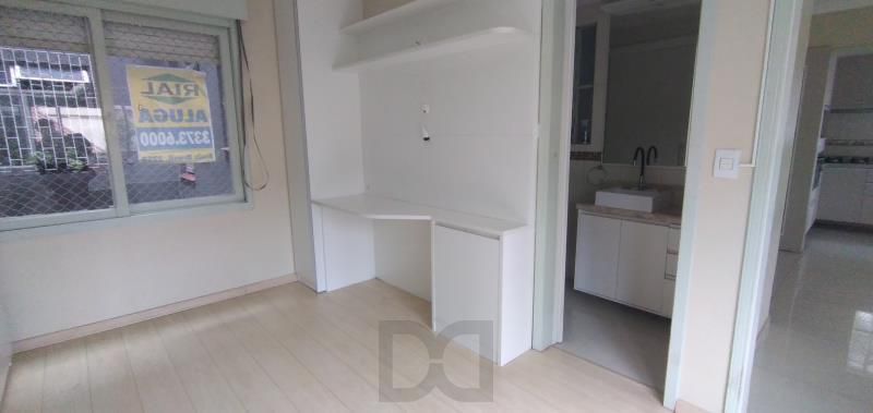 Apartamento de 1 dormitório no bairro passo da areia em Porto Alegre. — foto 29